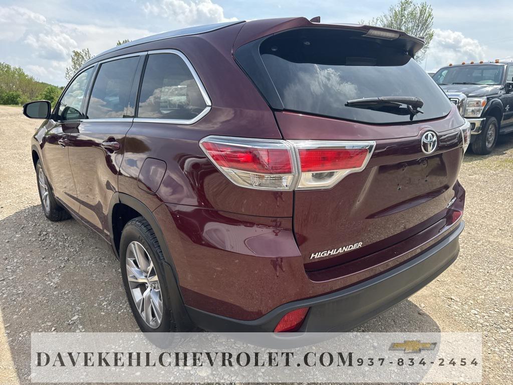 used 2015 Toyota Highlander car, priced at $14,980