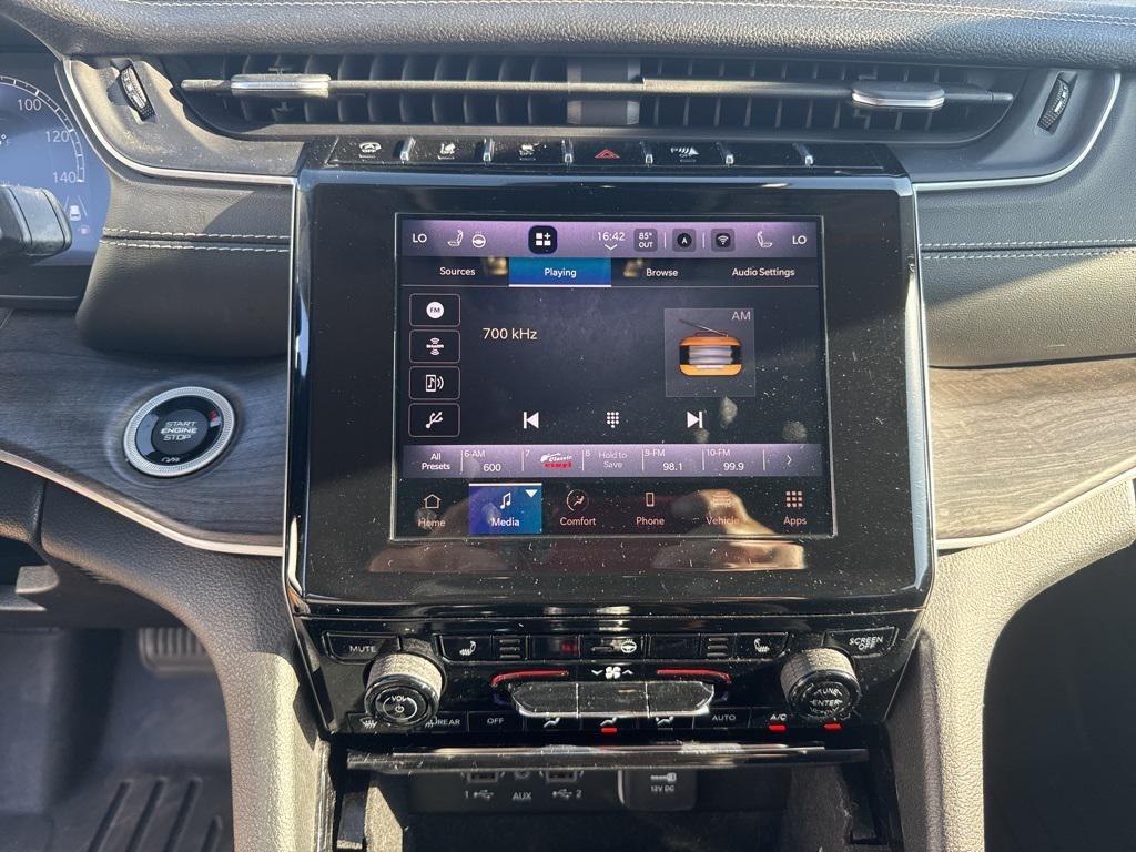 used 2022 Jeep Grand Cherokee car, priced at $27,980