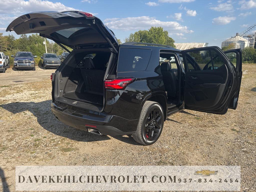 used 2023 Chevrolet Traverse car, priced at $36,980