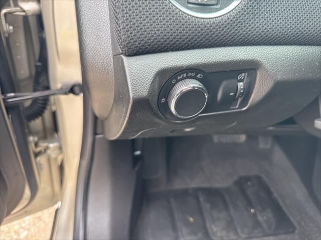 used 2014 Chevrolet Cruze car, priced at $5,480