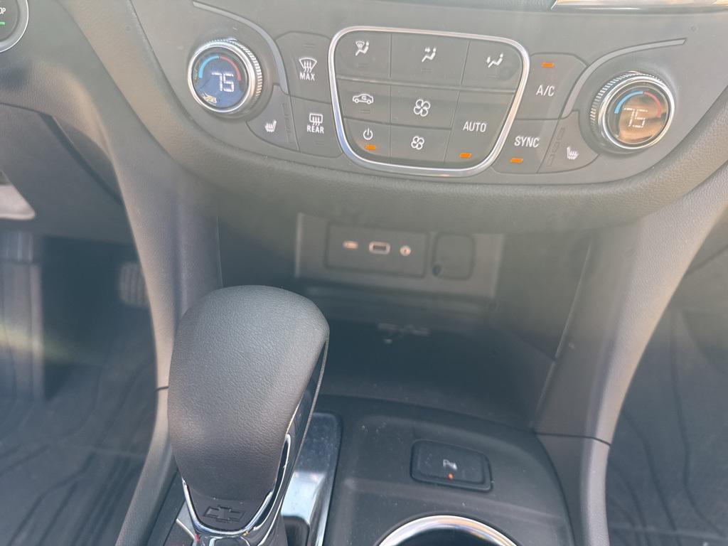 used 2022 Chevrolet Equinox car, priced at $19,980