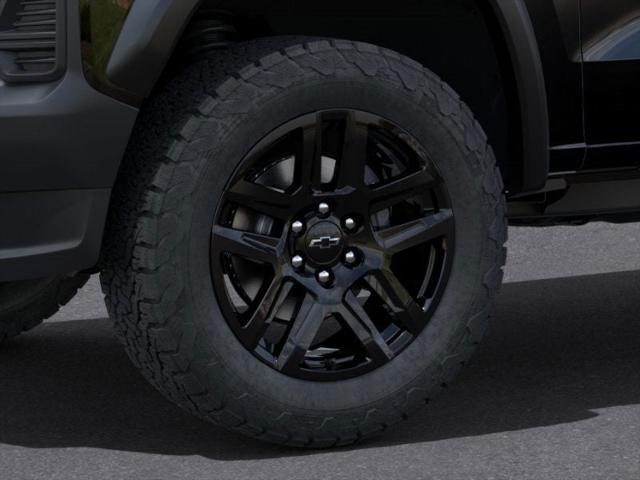 new 2025 Chevrolet Colorado car, priced at $43,070