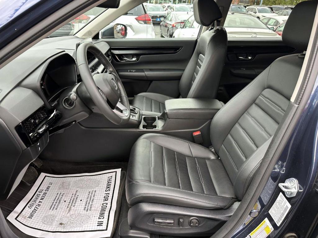 used 2025 Honda CR-V car, priced at $34,999