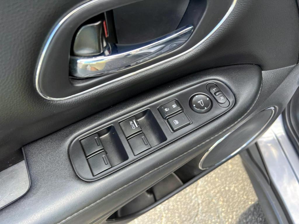 used 2021 Honda HR-V car, priced at $22,999