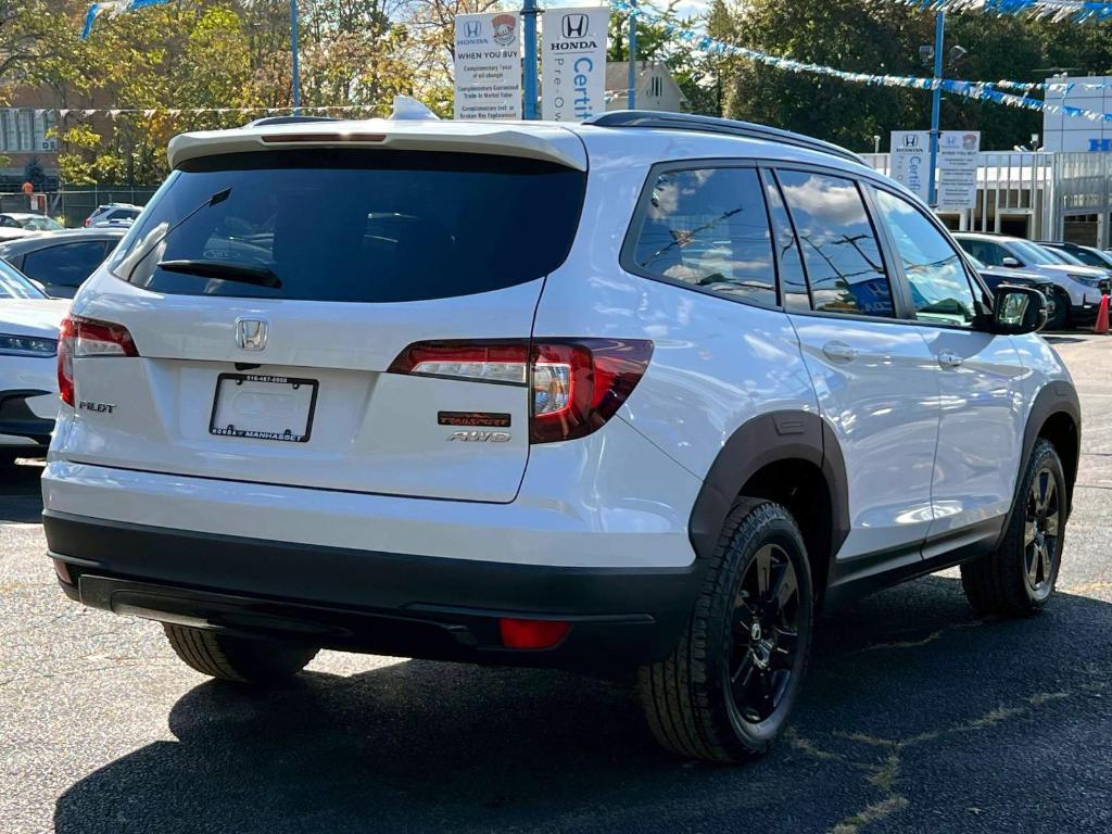 used 2022 Honda Pilot car, priced at $33,999
