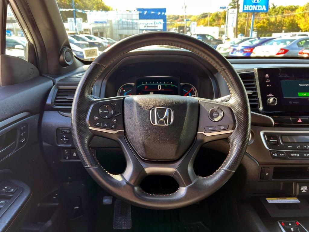 used 2022 Honda Pilot car, priced at $33,999