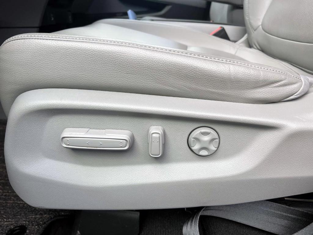 used 2022 Honda Odyssey car, priced at $34,999