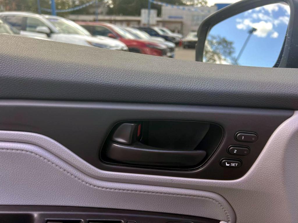 used 2022 Honda Odyssey car, priced at $34,999