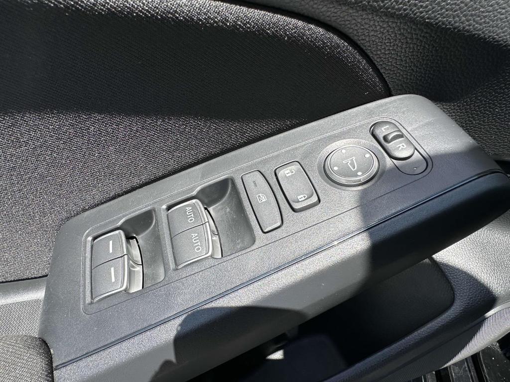 used 2025 Honda Civic Hybrid car, priced at $26,500