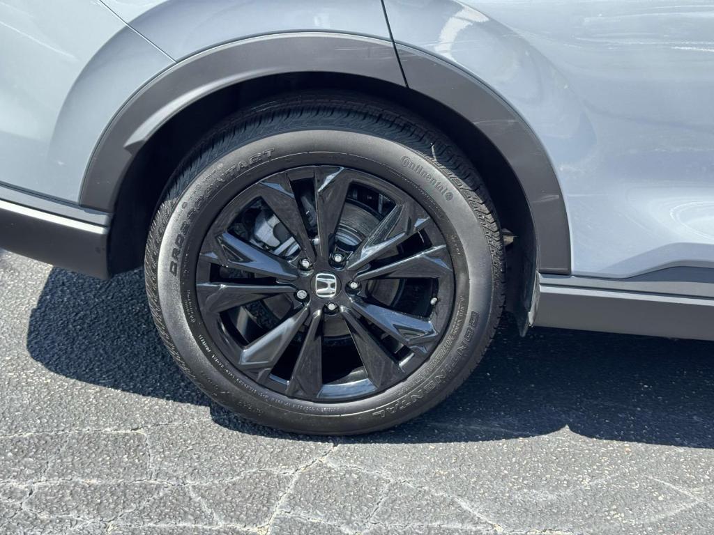 used 2025 Honda CR-V Hybrid car, priced at $38,999