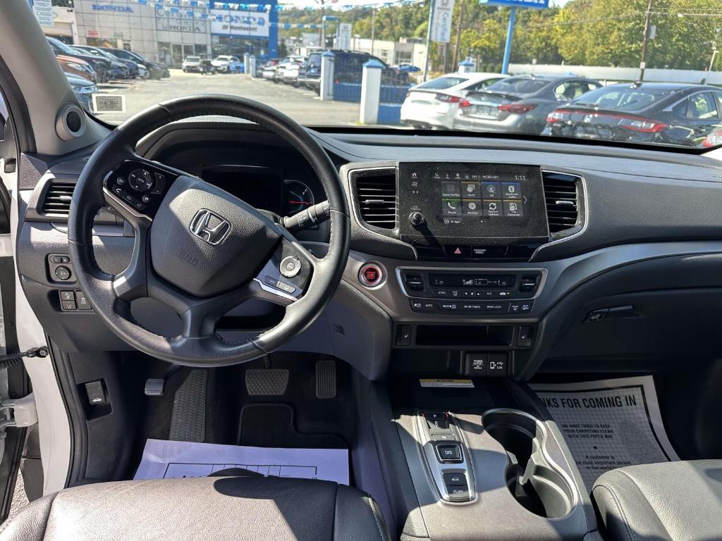 used 2022 Honda Pilot car, priced at $33,999