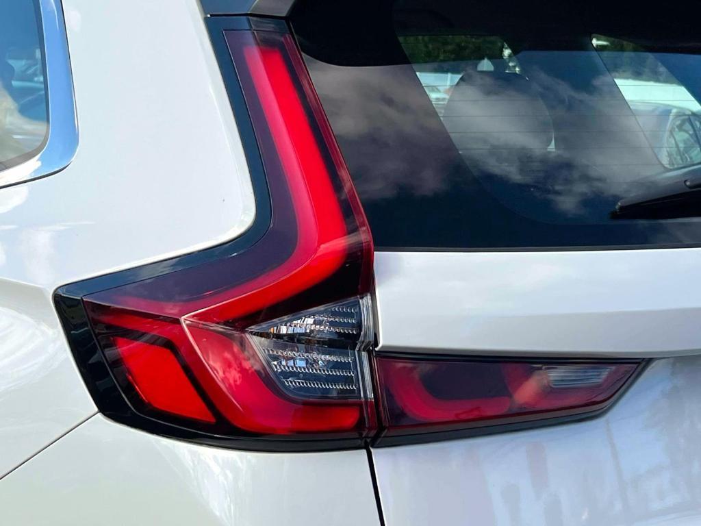 used 2024 Honda CR-V car, priced at $29,999