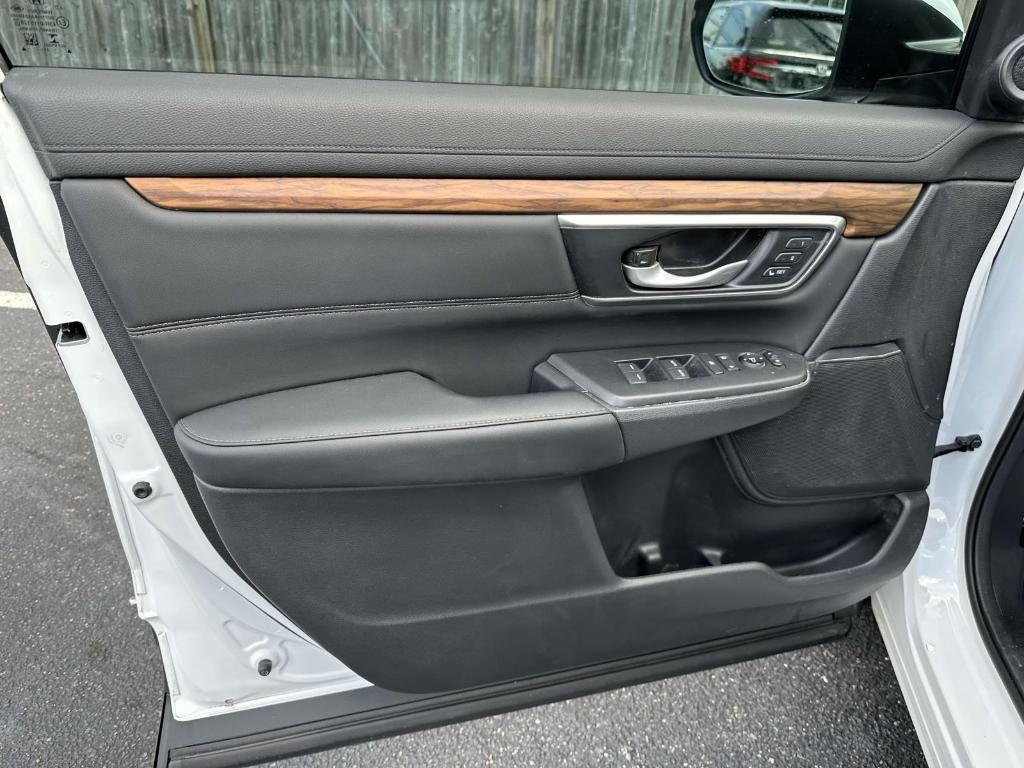used 2022 Honda CR-V Hybrid car, priced at $30,999