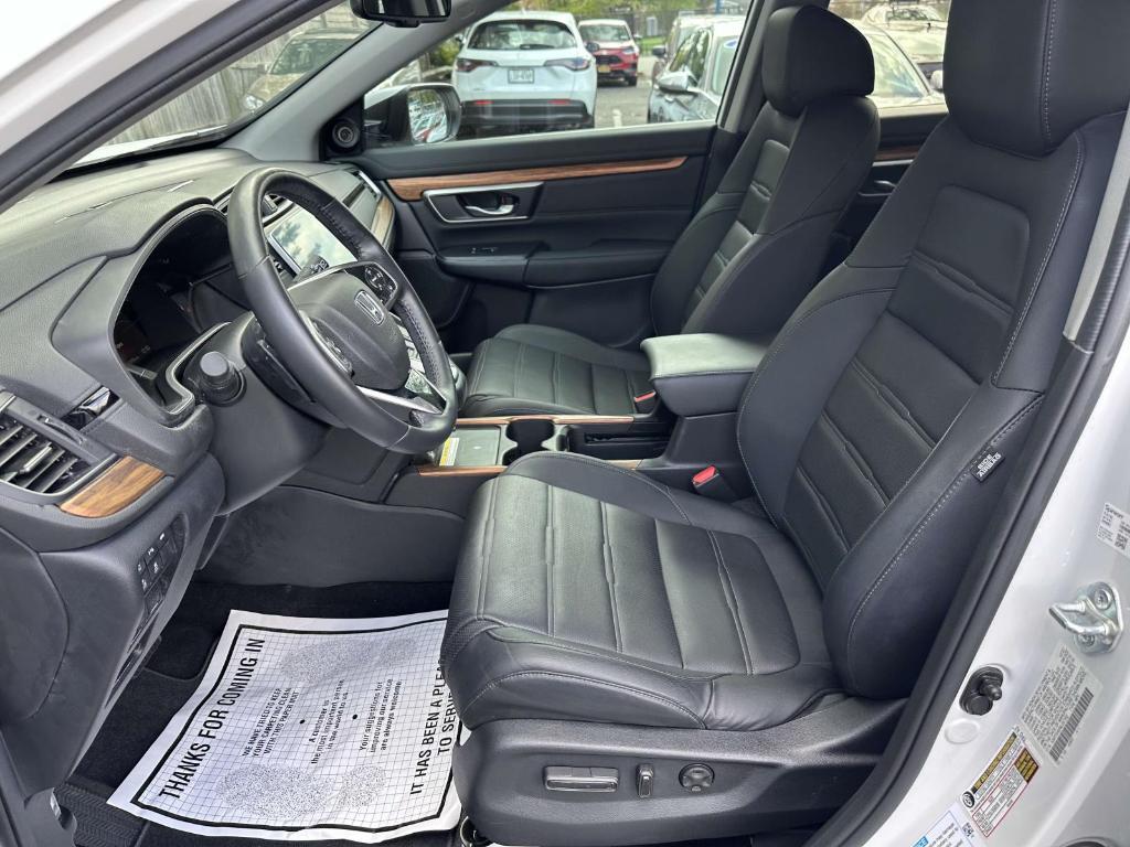 used 2022 Honda CR-V Hybrid car, priced at $30,999