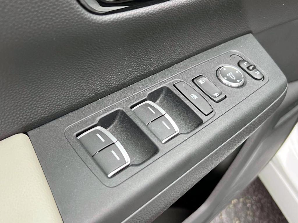 used 2023 Honda CR-V car, priced at $30,999