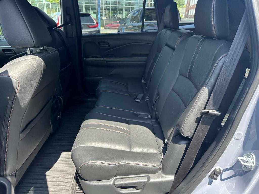 used 2022 Honda Passport car, priced at $28,999