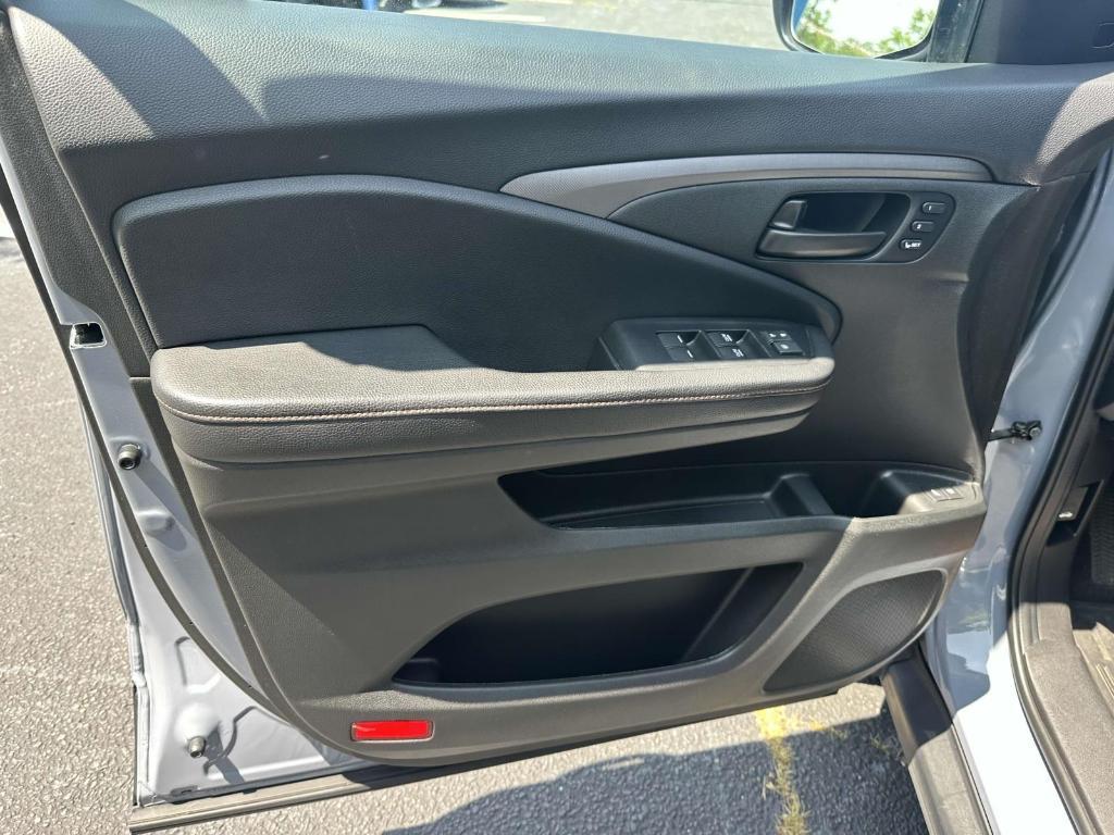 used 2022 Honda Passport car, priced at $28,999