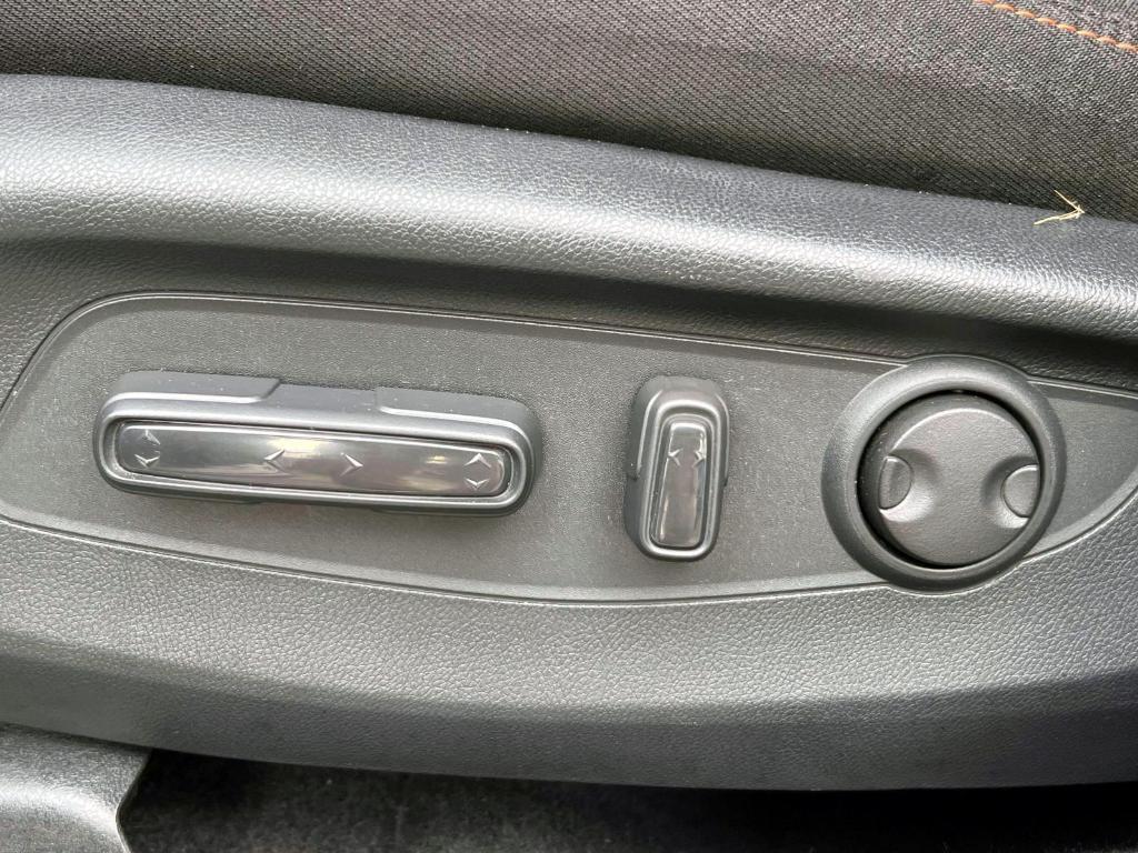 used 2023 Honda CR-V Hybrid car, priced at $30,999