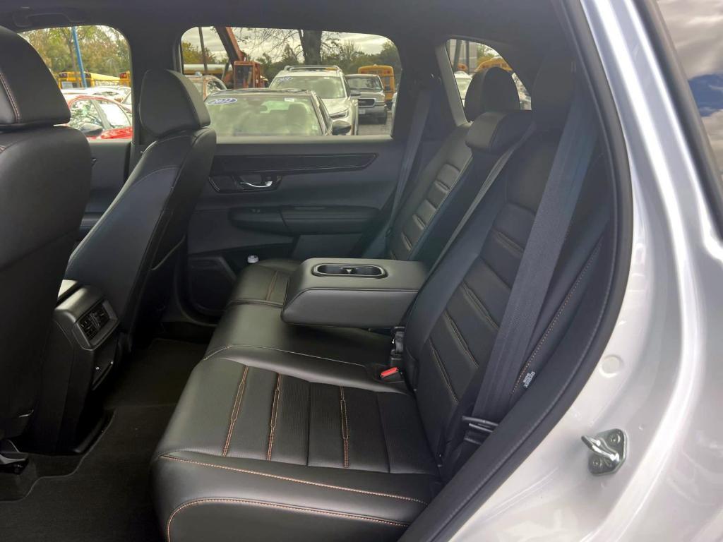 used 2024 Honda CR-V Hybrid car, priced at $35,999