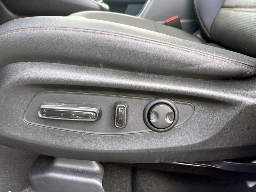 used 2024 Honda CR-V Hybrid car, priced at $35,999