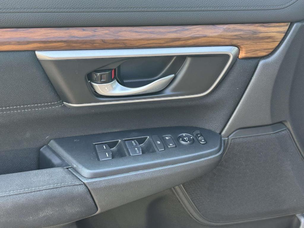 used 2022 Honda CR-V car, priced at $27,999