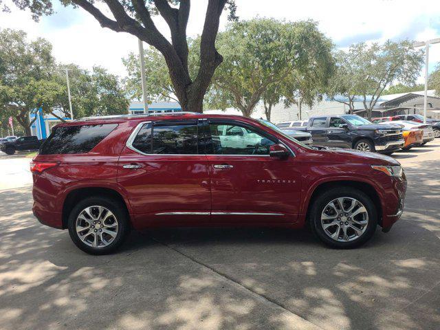 used 2021 Chevrolet Traverse car, priced at $32,400