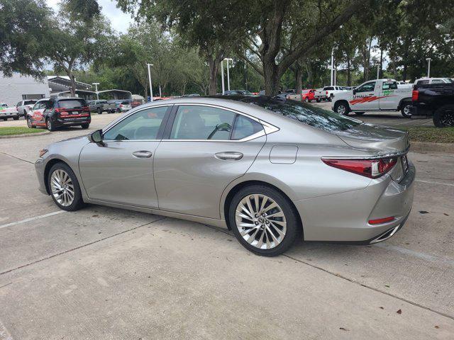 used 2021 Lexus ES 350 car, priced at $38,100