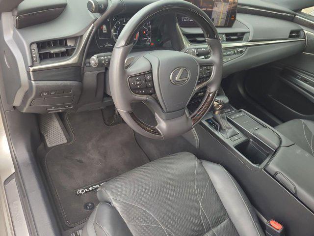 used 2021 Lexus ES 350 car, priced at $38,100