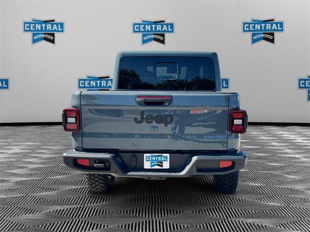 new 2025 Jeep Gladiator car, priced at $51,070