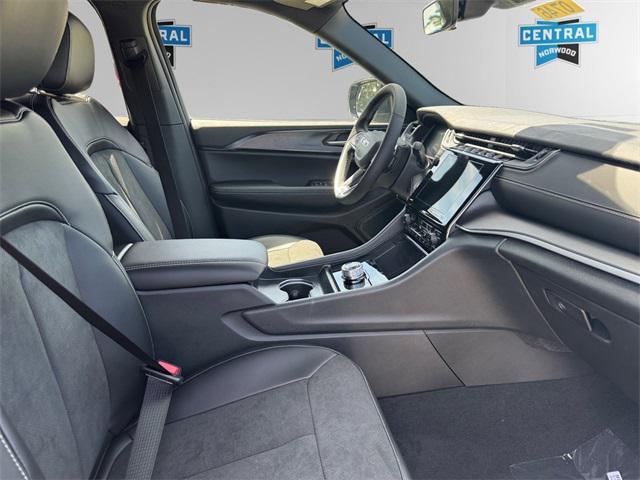 new 2025 Jeep Grand Cherokee L car, priced at $48,730