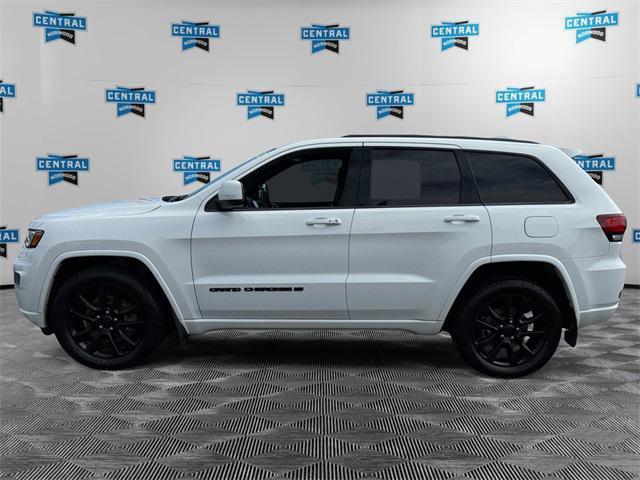 used 2022 Jeep Grand Cherokee car, priced at $34,597