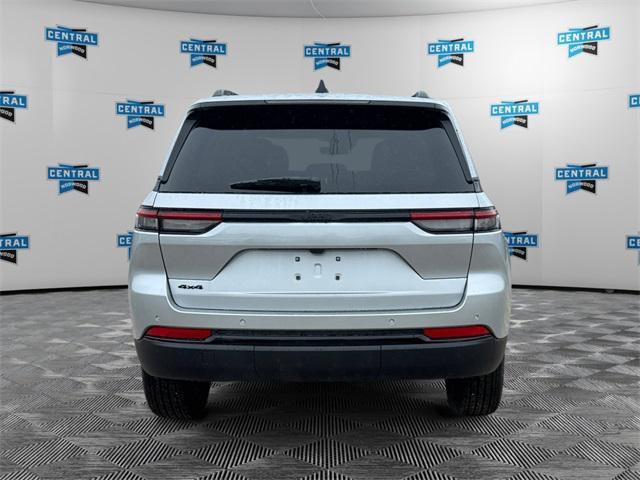 new 2025 Jeep Grand Cherokee car, priced at $46,730