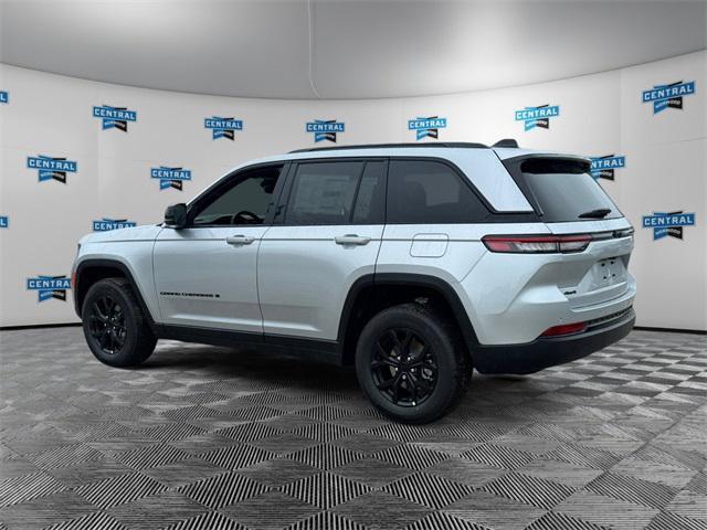 new 2025 Jeep Grand Cherokee car, priced at $46,730