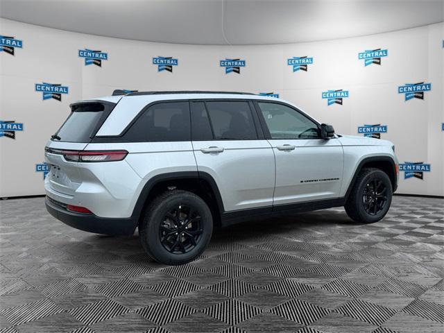 new 2025 Jeep Grand Cherokee car, priced at $46,730