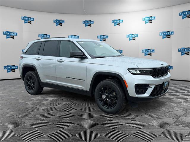 new 2025 Jeep Grand Cherokee car, priced at $46,730