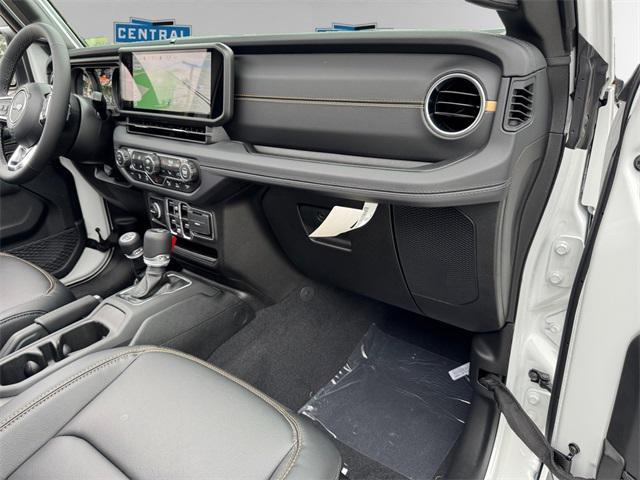 new 2025 Jeep Wrangler car, priced at $60,720