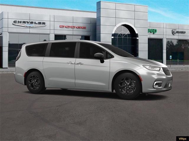 new 2023 Chrysler Pacifica Hybrid car, priced at $59,275