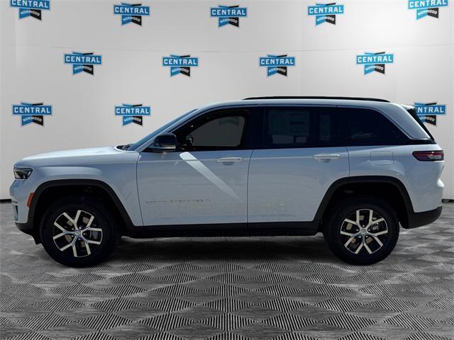 new 2025 Jeep Grand Cherokee car, priced at $49,415