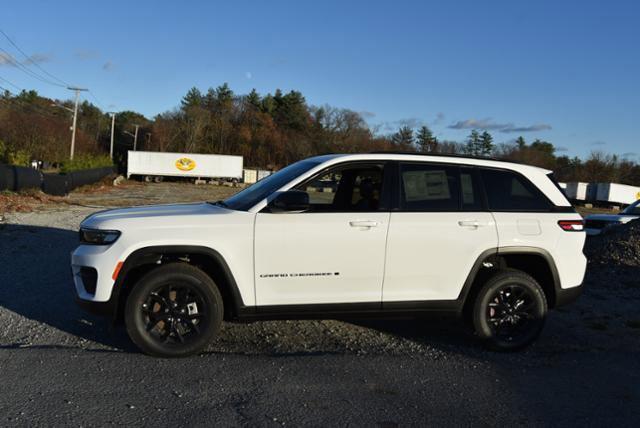 new 2025 Jeep Grand Cherokee car, priced at $45,935