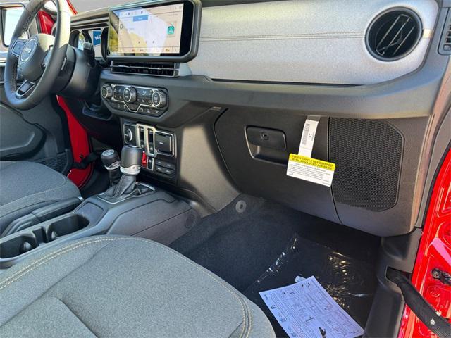 new 2025 Jeep Wrangler car, priced at $48,275