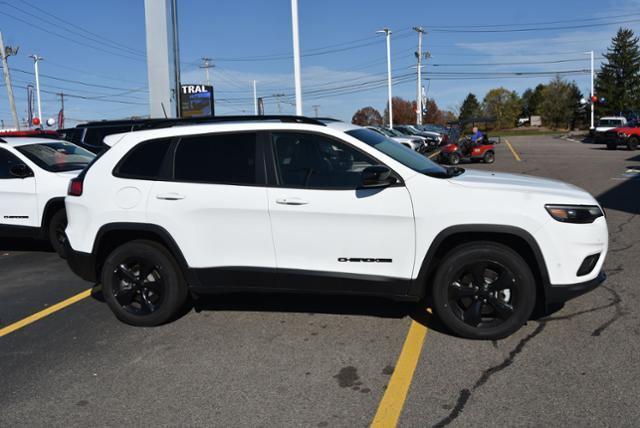 new 2023 Jeep Cherokee car, priced at $44,825