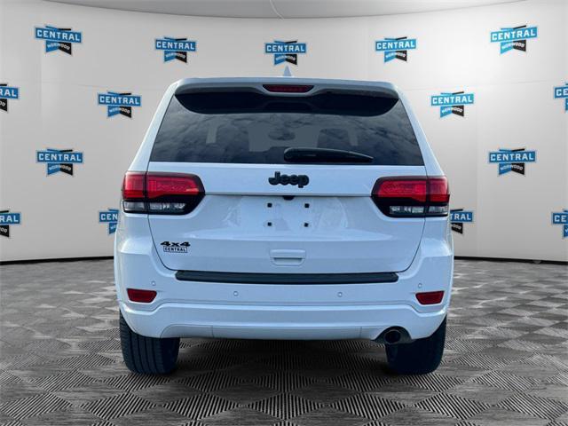 used 2022 Jeep Grand Cherokee car, priced at $31,877