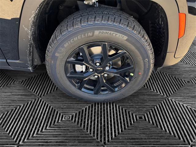 new 2025 Jeep Grand Cherokee car, priced at $46,730