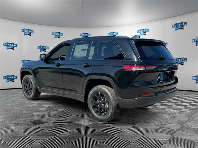 new 2025 Jeep Grand Cherokee car, priced at $46,730