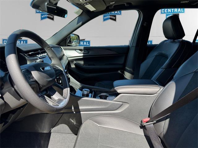 new 2025 Jeep Grand Cherokee car, priced at $46,730