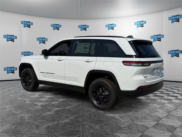 new 2025 Jeep Grand Cherokee car, priced at $46,135