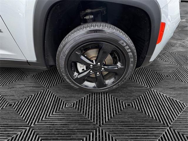 used 2023 Jeep Grand Cherokee L car, priced at $35,977