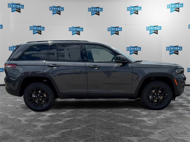 new 2025 Jeep Grand Cherokee car, priced at $46,730
