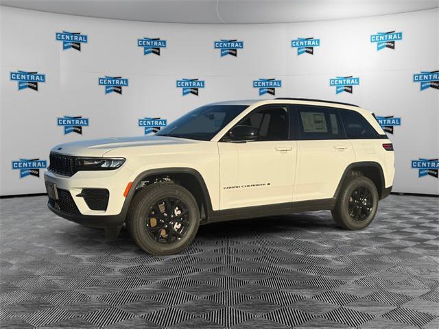 new 2025 Jeep Grand Cherokee car, priced at $45,935