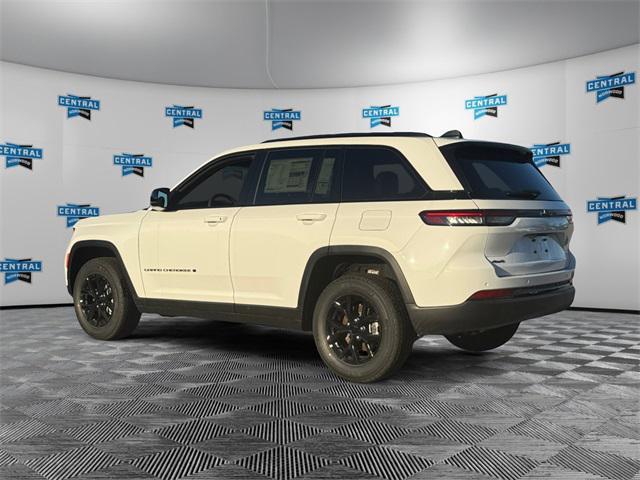 new 2025 Jeep Grand Cherokee car, priced at $45,935